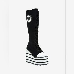YRU "REBELLIOUS GOTHGIRL" Black and White Heart Platform Boots *RARE* *Limited*